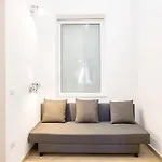 Chiaia Boutique Flat On Pedestrian Area By Napoliapartments Apartamento