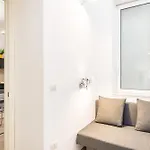 Chiaia Boutique Flat On Pedestrian Area By Napoliapartments