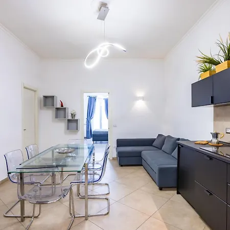 Chiaia Boutique Flat On Pedestrian Area By Napoliapartments
